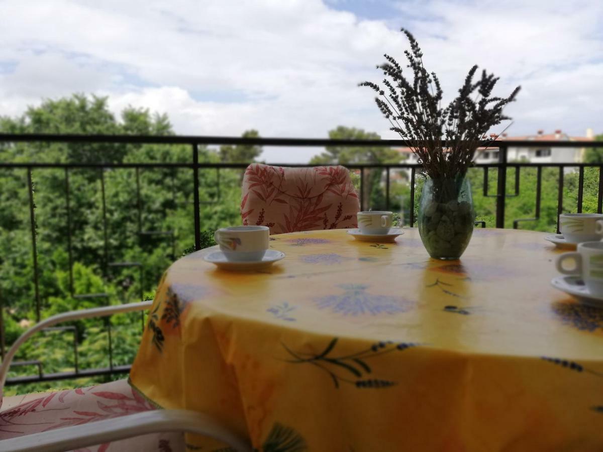 Apartment Marina Malinska Luaran gambar