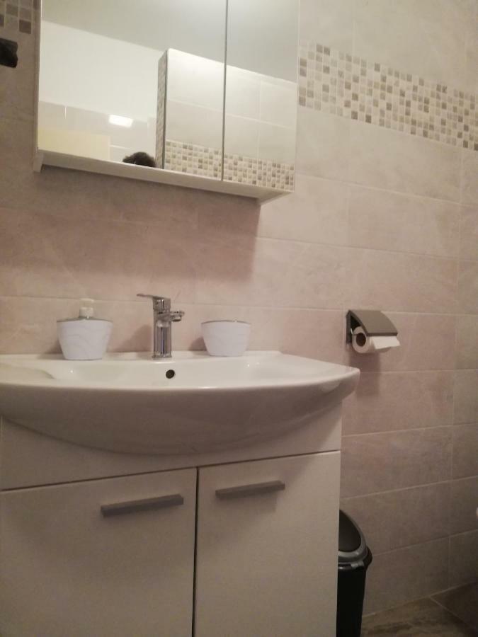 Apartment Marina Malinska Luaran gambar